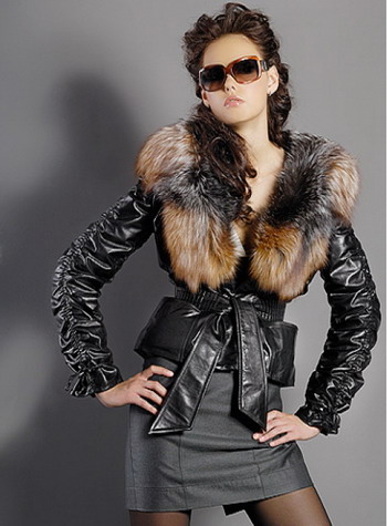 модные женские куртки 2012 в Москве