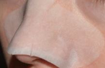 Как убрать черные точки на носу?