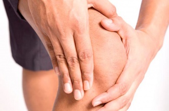 Болят колени: причины и лечение